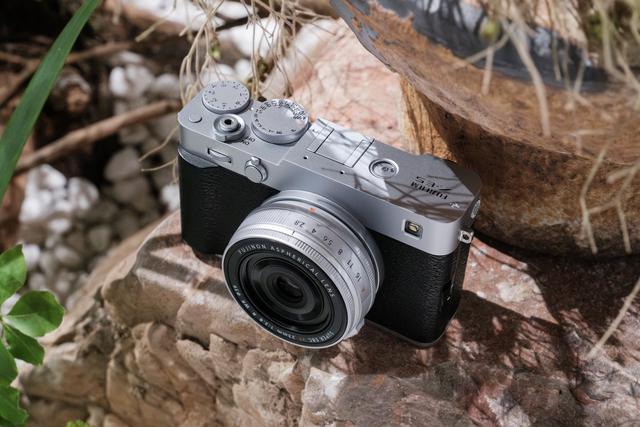 性能、质感全面升级 富士X-E5上手体验