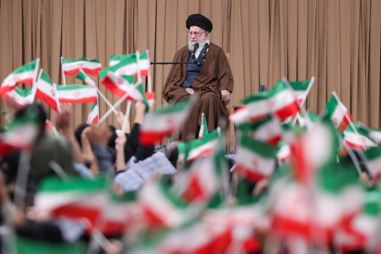 △当地时间11月3日,伊朗最高领袖哈梅内伊就伊美关系等议题发表讲话