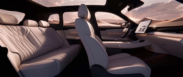 全球顶级设计大师领衔操刀 长安启源Q07预售:先享价13.98万起