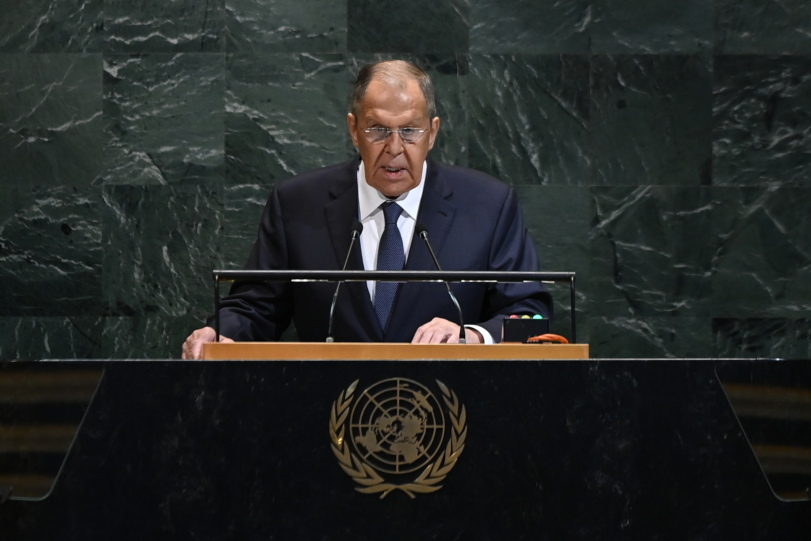 俄外长拉夫罗夫支持委内瑞拉领导人和人民