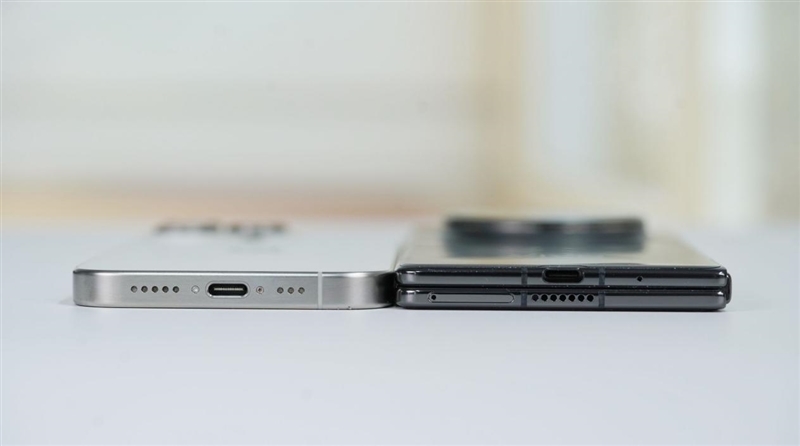 217克全球最轻折叠屏!vivo X Fold5全面评测:苹果双机党的全能搭子