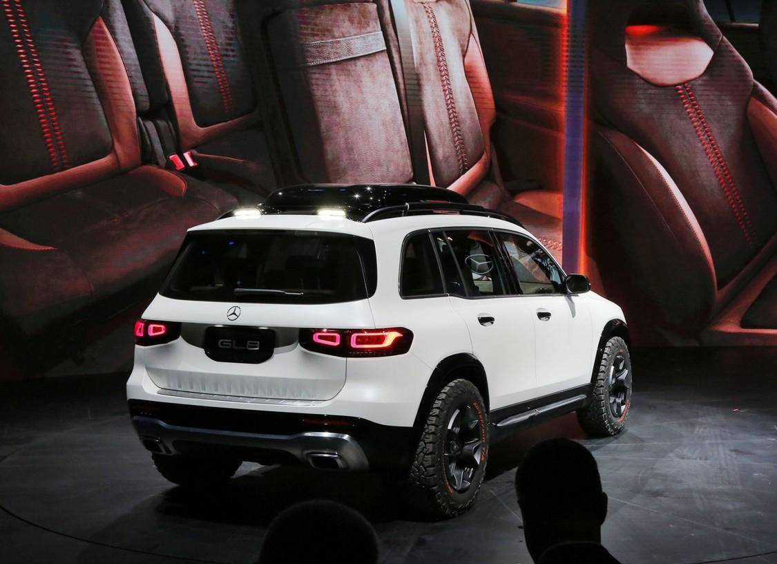 136 匹马力卖 40 万,新一代奔驰 GLB大幅升级