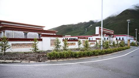 斯定咔村产业园区。新华网发 刘蒙青摄