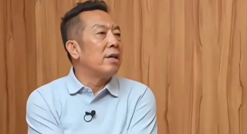 贾国龙采访视频截图