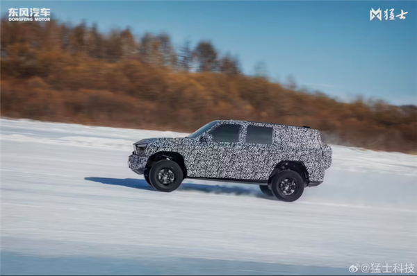 搭载华为智驾的民用装甲车!东风猛士新车M817官宣:4月22日全球首发