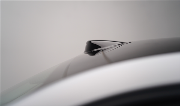 15万级首搭激光雷达城区智驾!零跑B10内饰首秀:能提前锁定爆款吗