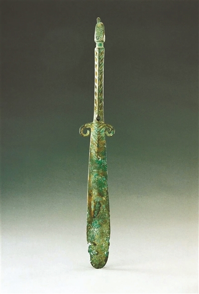 铜蛇匕首