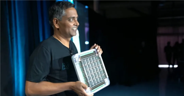 六年全白干!马斯克为何狠心砍掉自研芯片:一场失败的豪赌