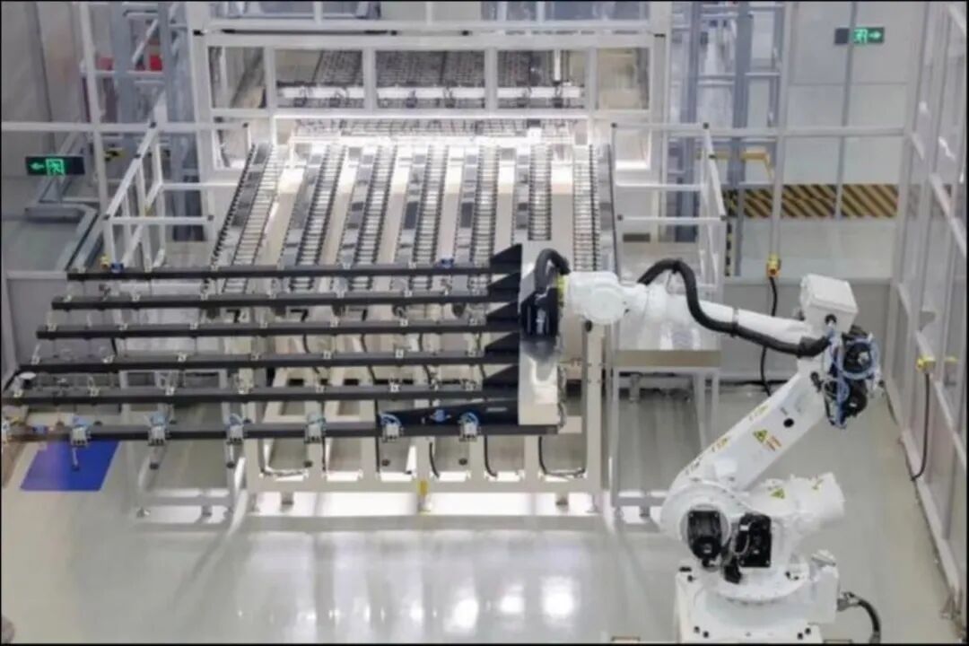 当存储涨疯了,国产屏的红利缓解了手机、PC厂商的焦虑