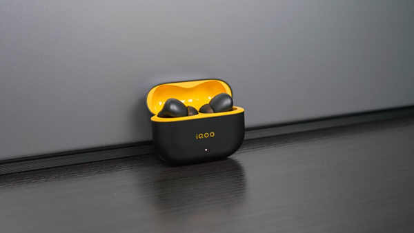 全场景体验无缝衔接!iQOO全家桶新品游戏办公皆全能