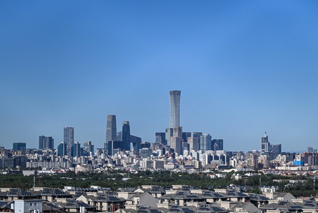 这是9月17日拍摄的北京CBD建筑群。   新华社 图