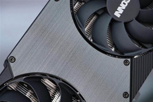 小巧双槽!映众RTX 5060 Ti曜夜16GB显卡图赏