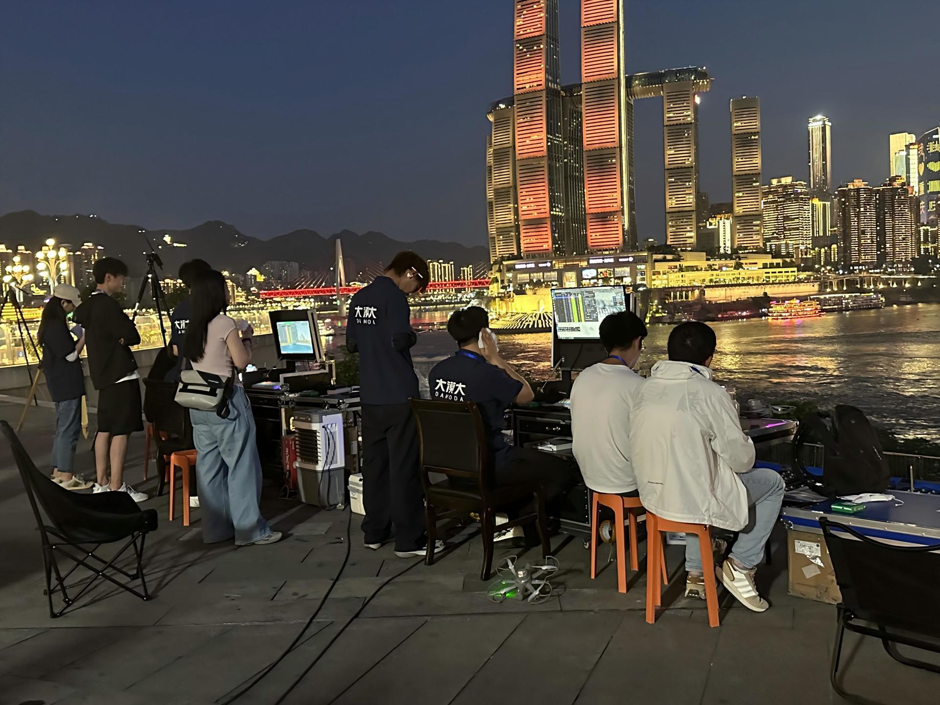 团队正在紧张进行测试