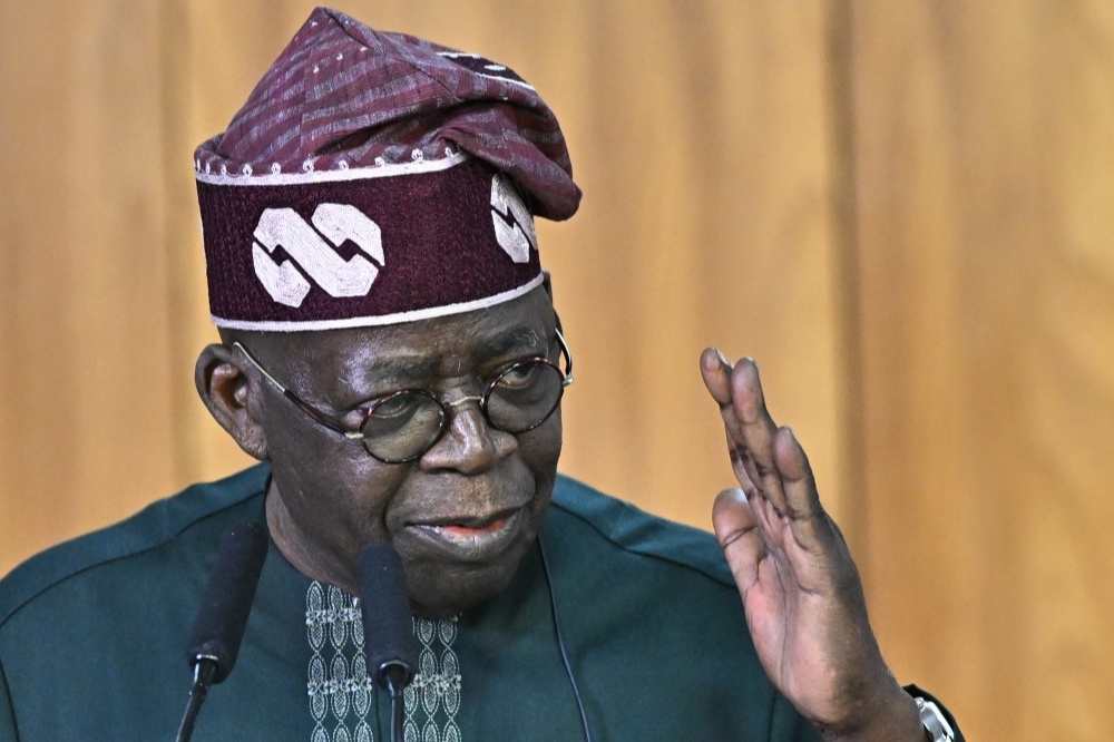 尼日利亚总统提努布 东方IC