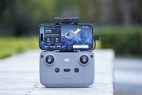 会飞的跟拍摄影师！大疆DJI Neo 2图赏