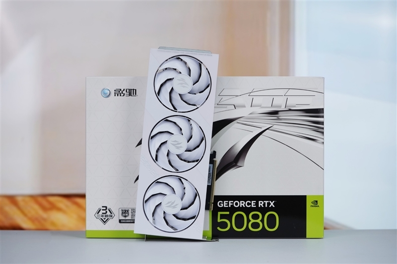 影驰GeForce RTX 5080圣刃OC显卡评测:小尺寸高性能 高端玩家完美之选