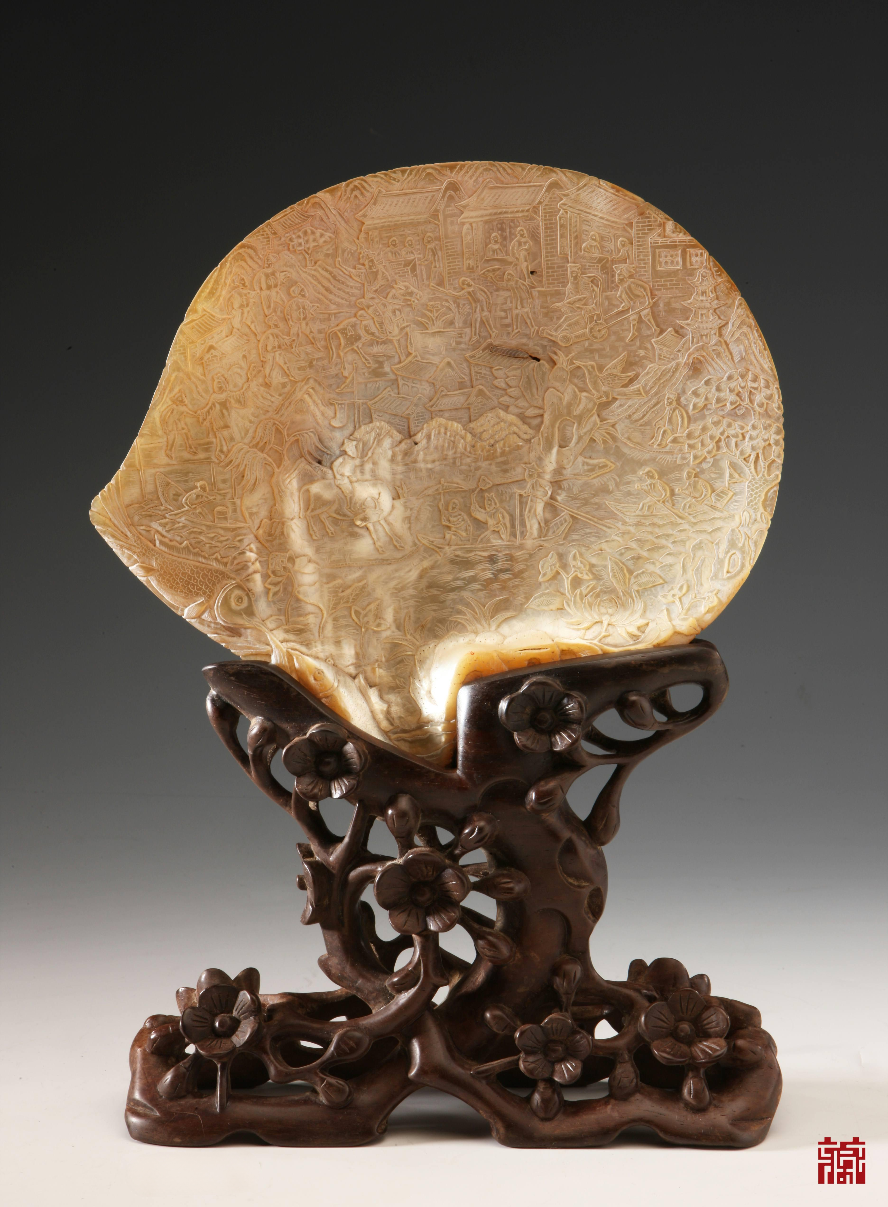 △清 贝雕人物集市图摆件 广东省博物馆藏