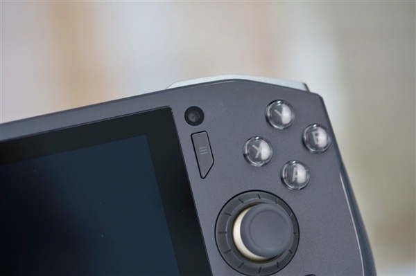 畅玩3A游戏大作,索泰ZONE游戏掌机图赏