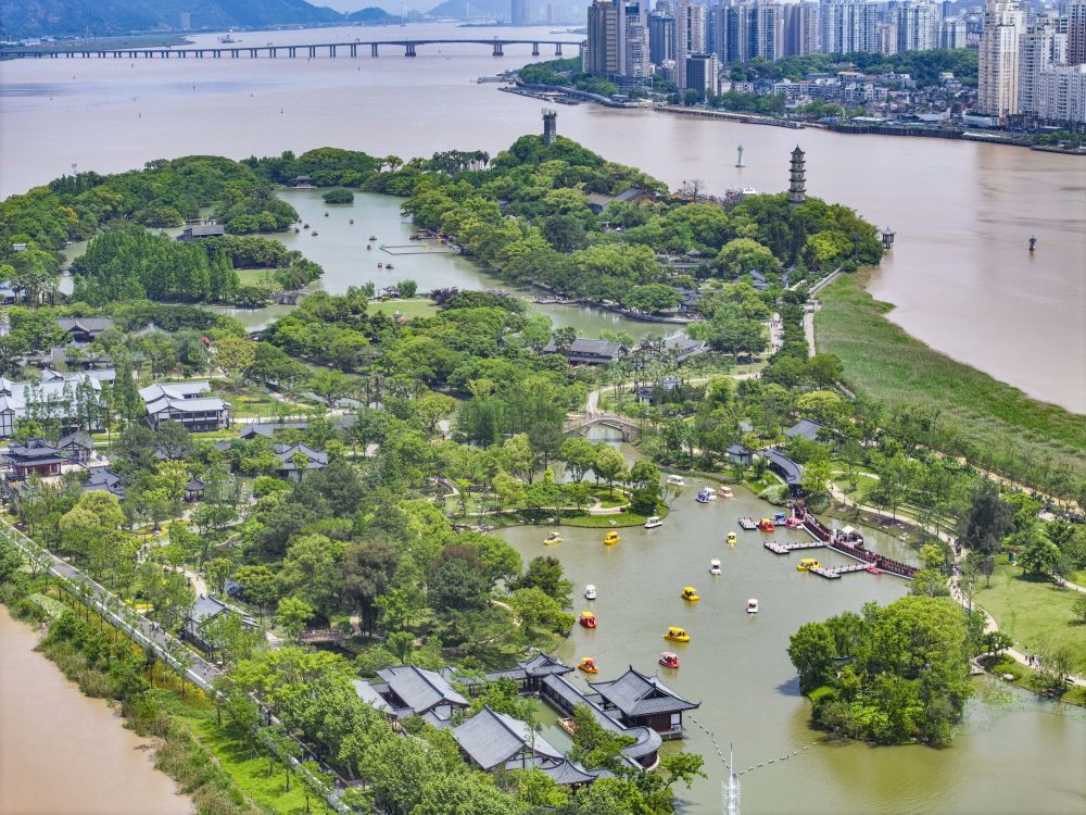 浙江省温州市鹿城区江心屿景区（无人机照片，2025年5月1日摄）。新华社发（苏巧将摄）