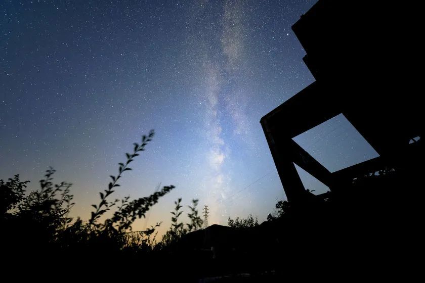 老蛙12mm F2.8评测 轻量化全幅自动对焦头的进化