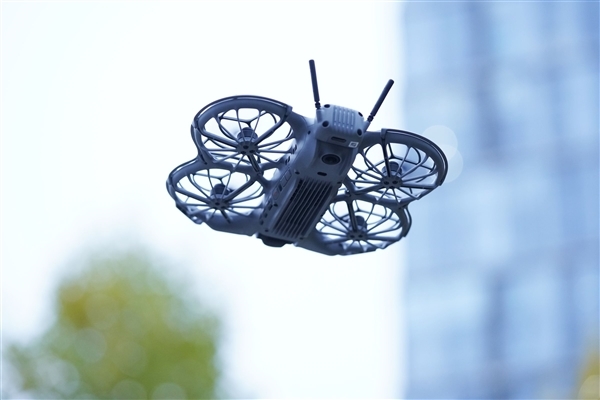 会飞的跟拍摄影师！大疆DJI Neo 2图赏