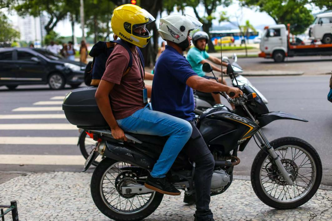 国内外卖还没打完,滴滴和美团又要在国外打起来了…