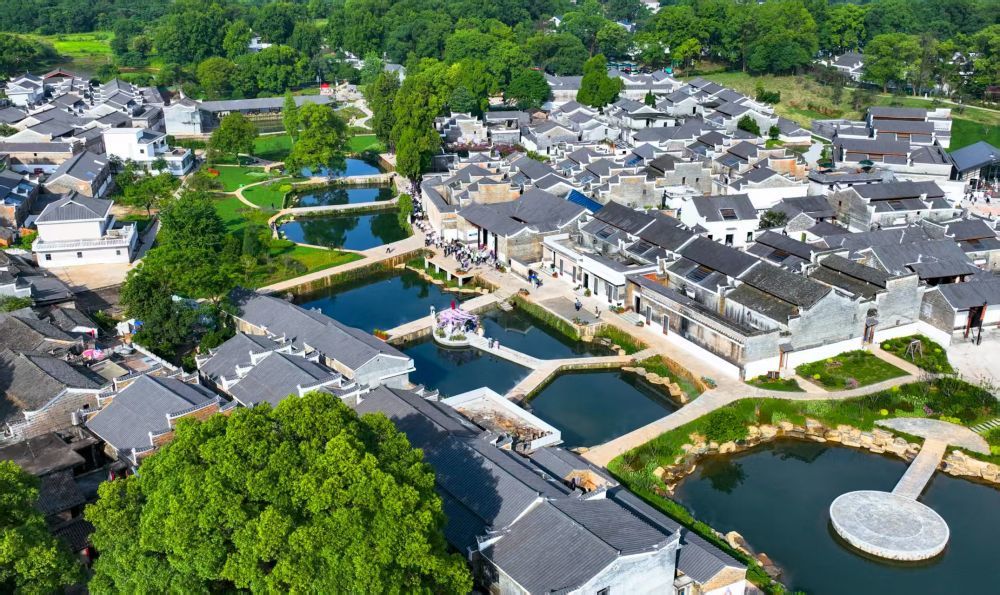 这是位于江西省吉安市吉州区的钓源古村。（受访者供图）