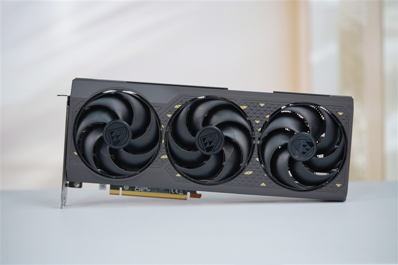 性能、价格全方位碾压RTX 4060!AMD RX 7650 GRE首发评测