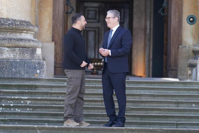 泽连斯基和斯塔默