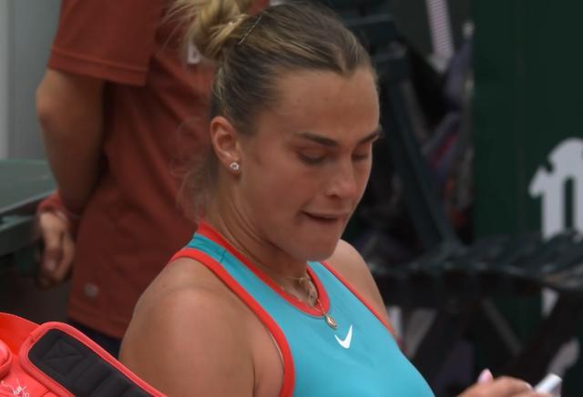 4人进8强 随着萨巴2-0、斯瓦泰克2-1 郑钦文死亡半区:2大苦主全赢