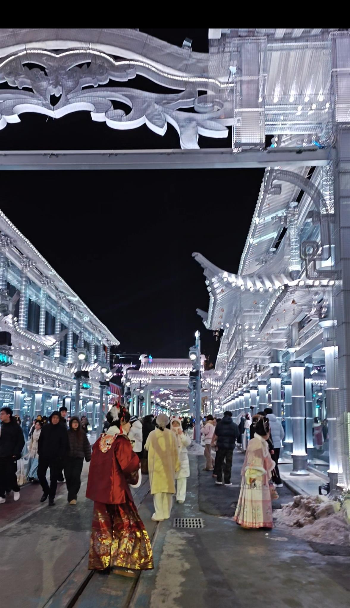 万岁山银丝古建