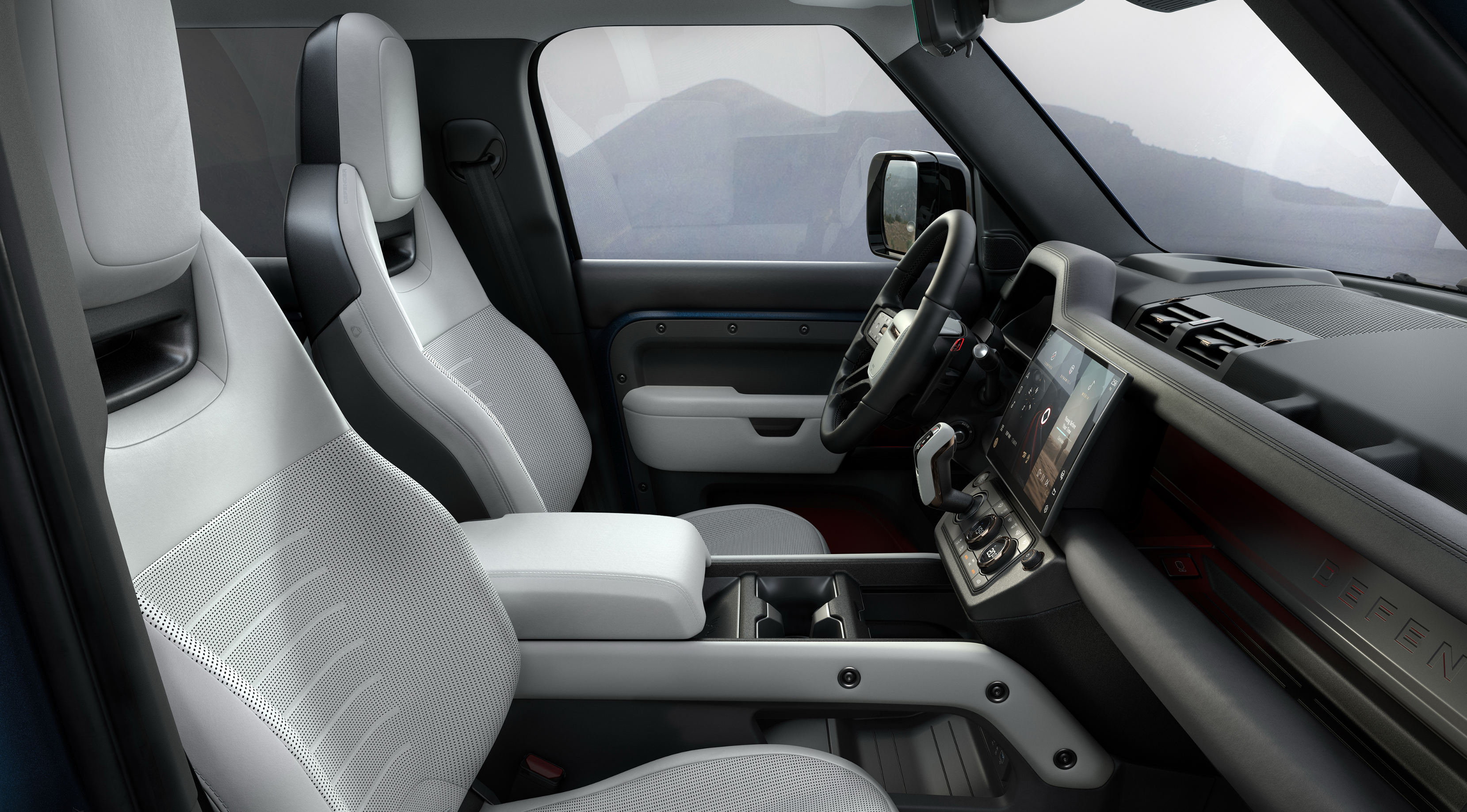 路虎卫士改款升级,更帅更智能,但依旧昂贵