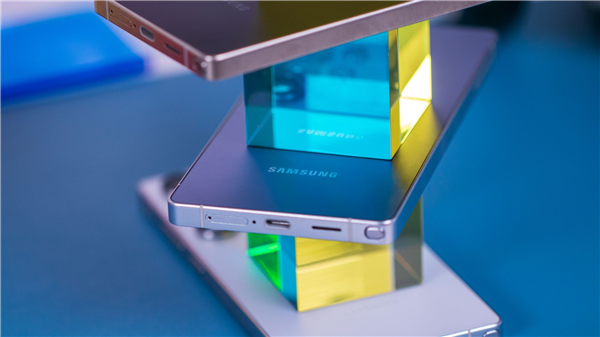 万元安卓机皇!三星Galaxy S25 Ultra图赏