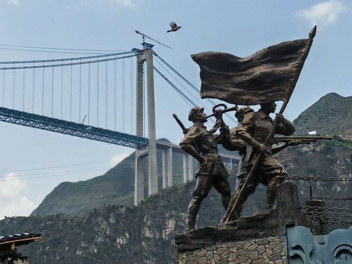 2025年4月28日拍摄的贵州花江峡谷大桥。新华社记者 向定杰 摄