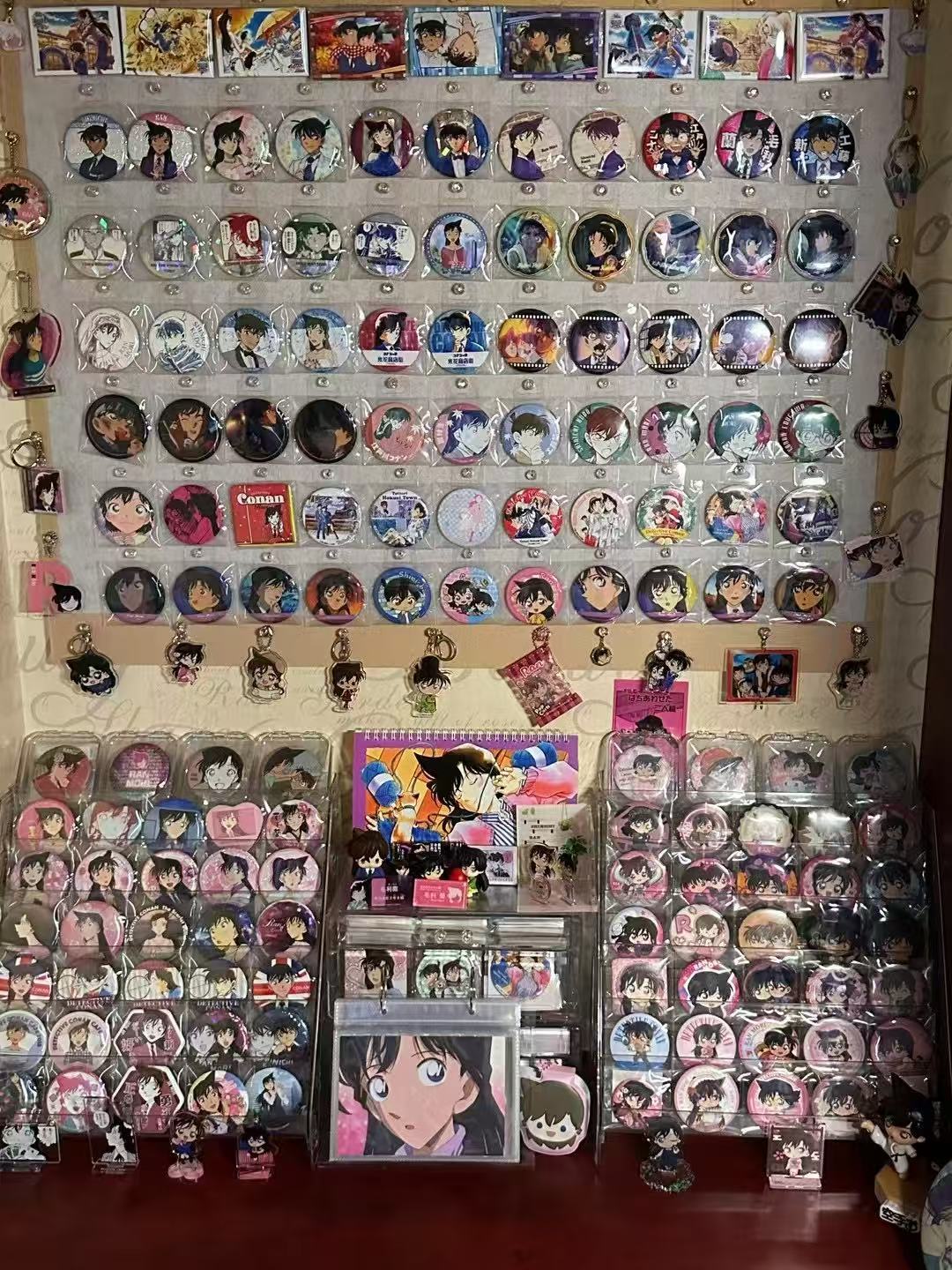 谷子硬控“00后”:有人为直播抽谷囤泡面,有人花30万开店实现吃谷自由