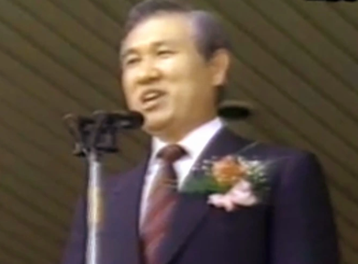 1988今年9月17日,韩国时任总统卢泰愚宣布汉城奥运会开幕