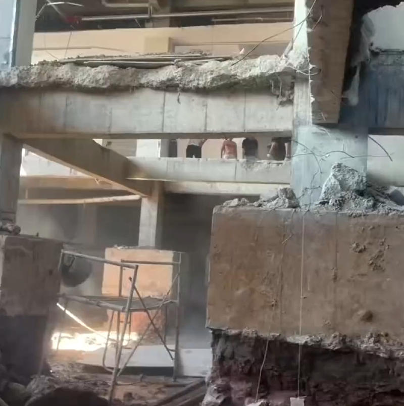 业主私挖约300平方米地下室,导致整栋楼32户房屋开裂。