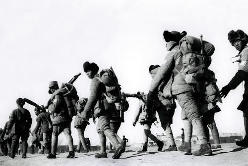 行军换防。方大曾 摄（方大曾纪念室供图）