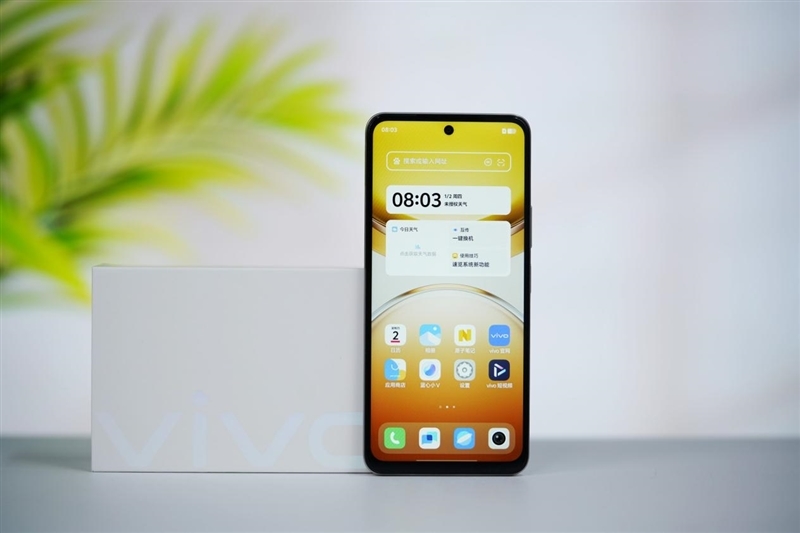 23.5小时霸榜续航榜!vivo Y300i体验评测:超高颜值的一款耐造神机