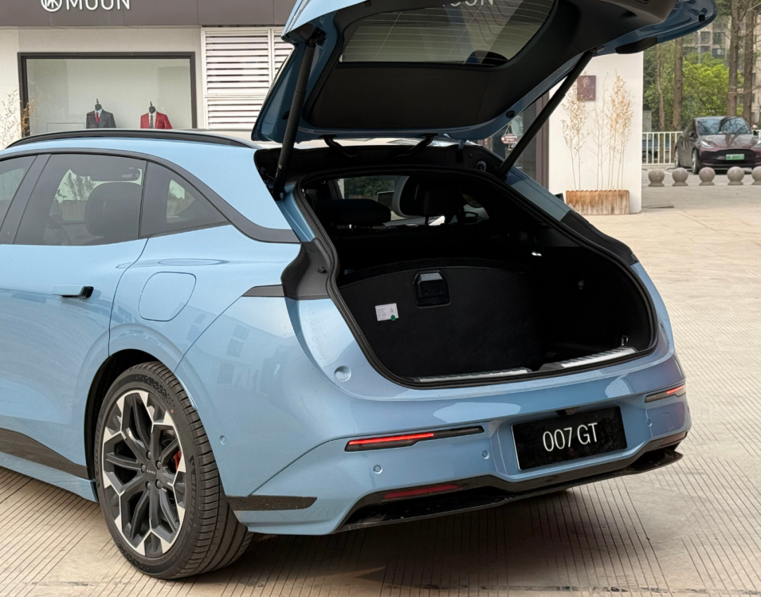 19.99万的007GT,极氪今晚诚意到位了