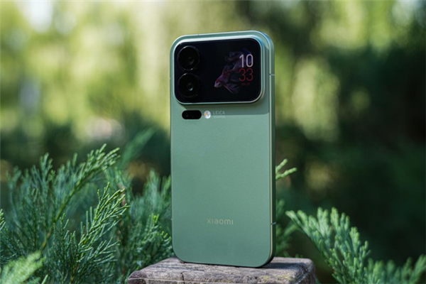 小米17 Pro上手：工业设计颠覆 全面超越iPhone