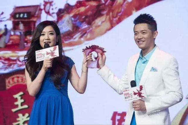 两人默契搭档23年却没成夫妻，如今一个年入千万，一个负债累累