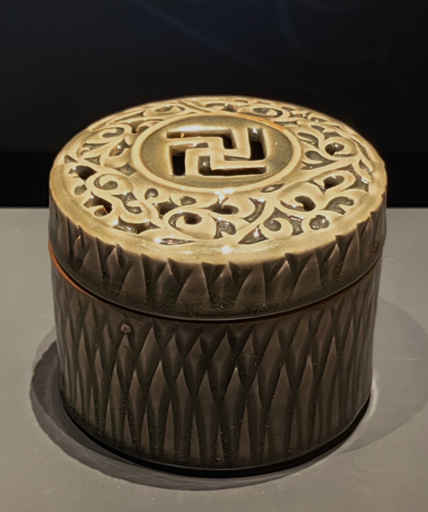 千年窑火，范金琢玉：说耀州窑瓷器｜访古