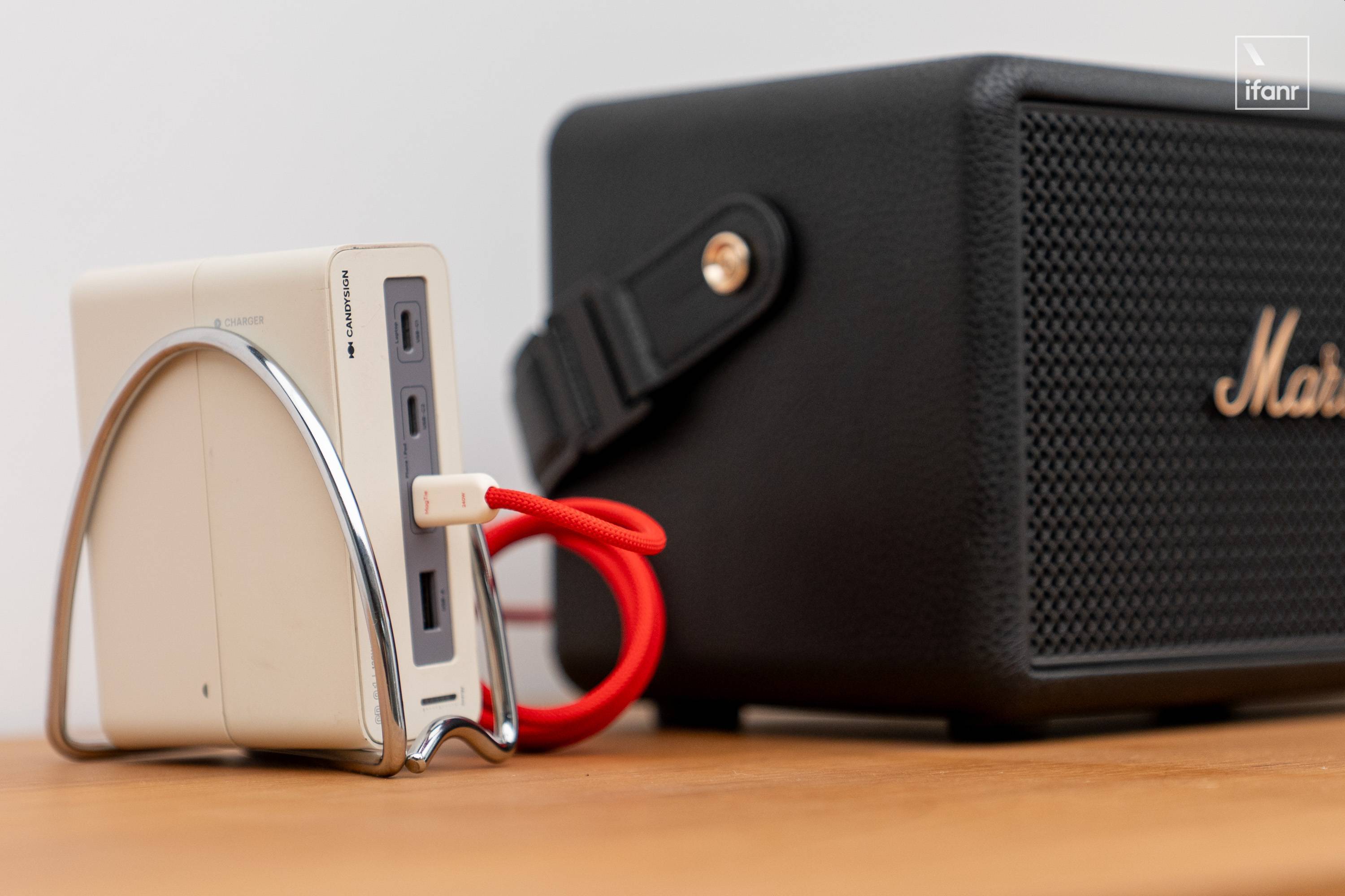 Marshall Kilburn III 体验:50 小时超长续航,在便携音箱属性下的一次踏实升级