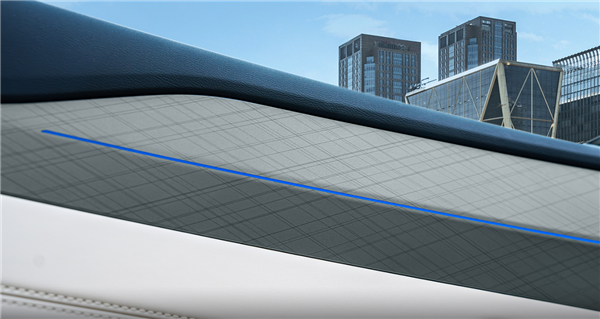 比亚迪秦L EV内饰官图发布:前备箱、怀挡、小冰箱统统安排上