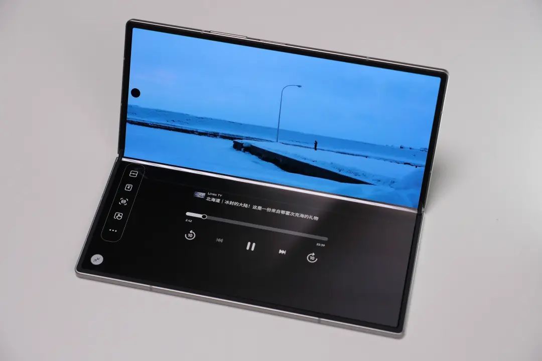 评测|一位男性从三星 Z Fold6 升级到了 Z Fold7,这是他的大脑发生的变化