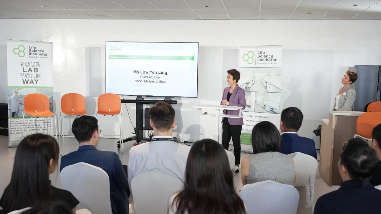 (致辞者:新加坡贸工部兼文化、社区及青年部高级政务部长刘燕玲)