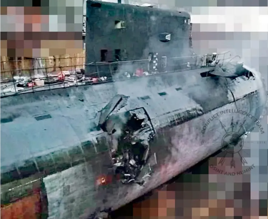 2023月,乌军组织导弹、自杀式无人机袭击塞瓦斯托波尔的塞尔戈·奥尔忠尼启则造船厂,俄一艘“基洛”级潜艇受损。