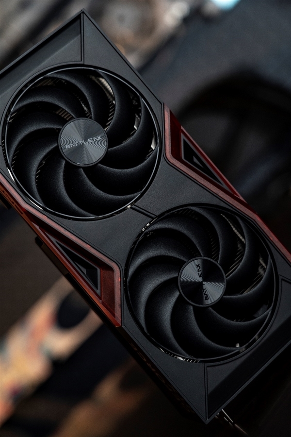 甜品级门将显卡登场!七彩虹战斧RTX 5060 Ti已开售:有原价款