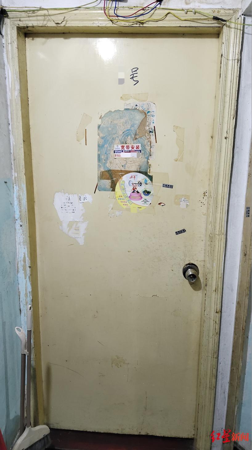▲凶手租住的楼栋内部
